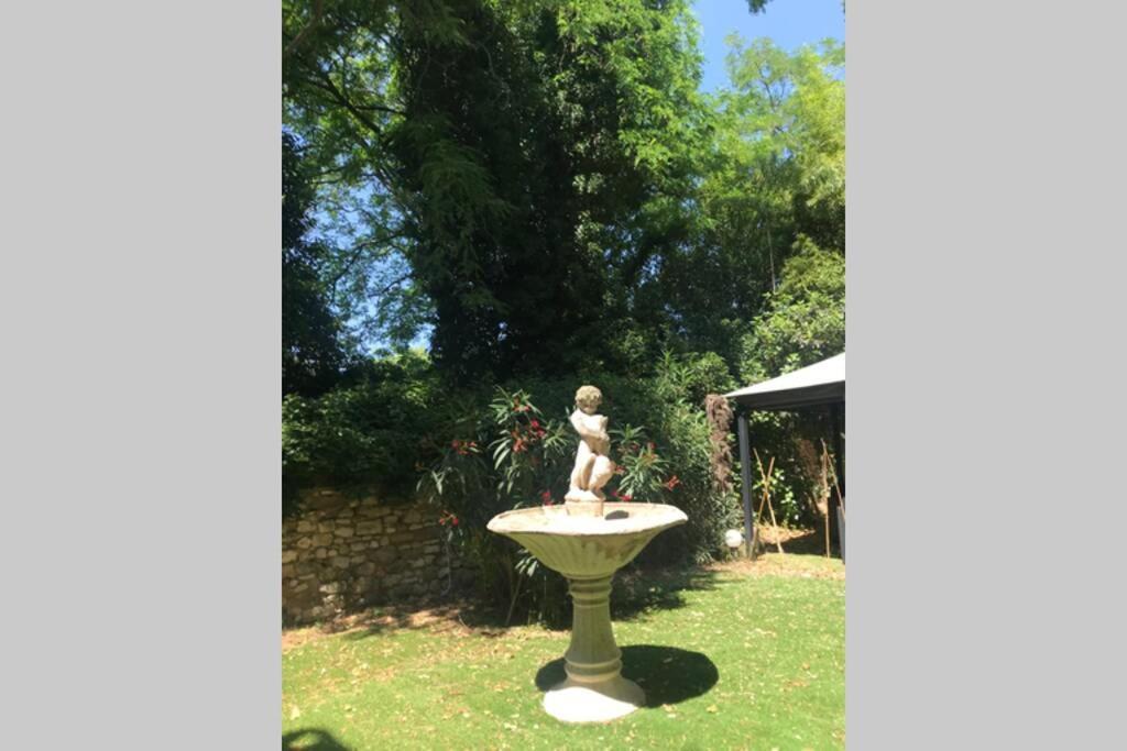 Le Jardin Lägenhet Aix-en-Provence Exteriör bild